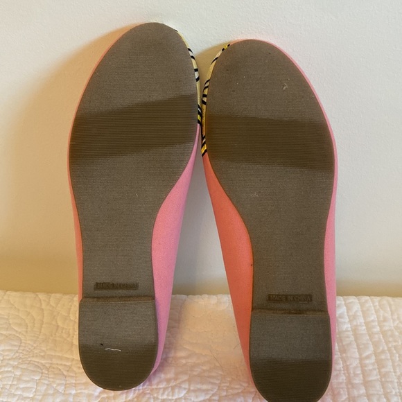 Lemon Shoes?! - Picture 3 of 5